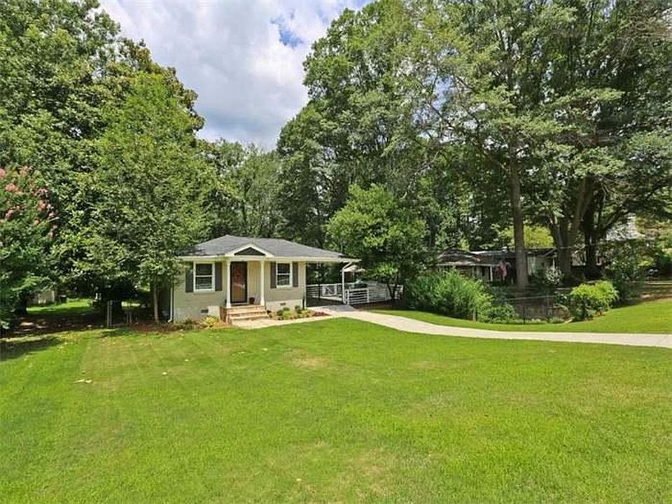 1st image of 2316 Poplar Springs Dr NE