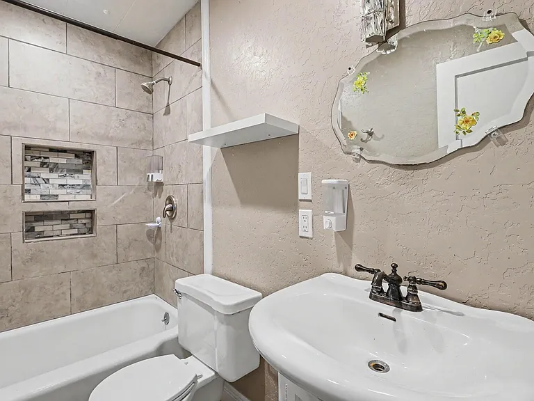 13334 Emporia St — Photo 13