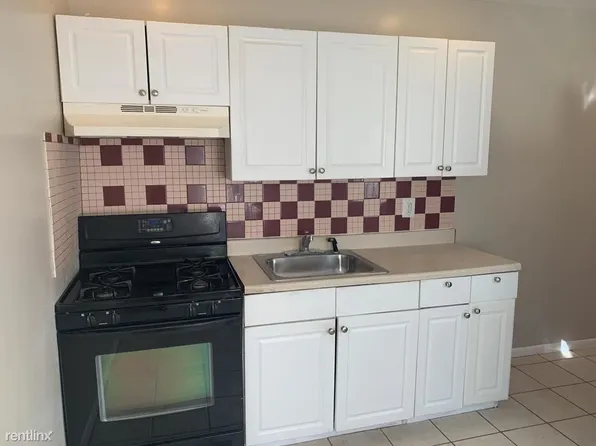 700 N Belnord Ave, Baltimore, MD 21205