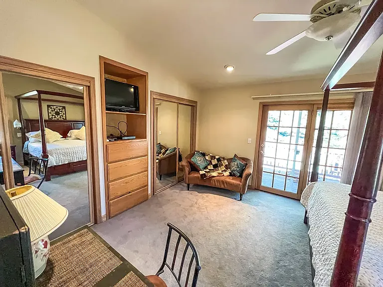 920 Tanglewood Dr — Photo 17