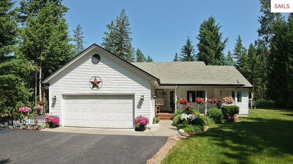 1st image of 49 Antler Ln