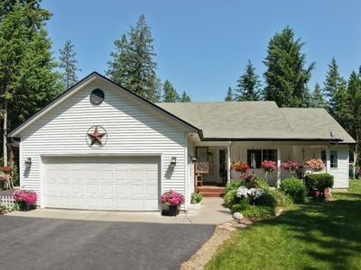 49 Antler Ln, Spirit Lake, ID, 83869