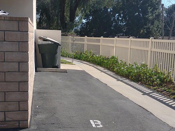 4th image of 1795 N Willow Woods Dr #B