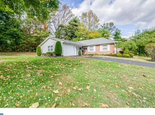 23 Magnet Ln, Willingboro, NJ 08046