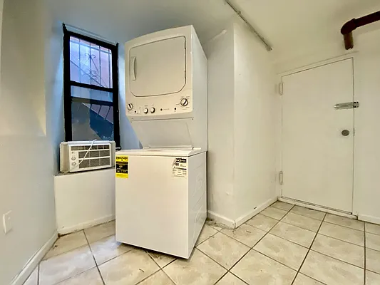 Rented by Corcoran | media 17