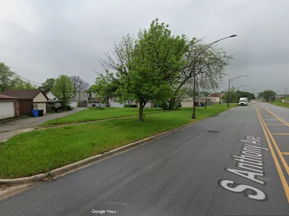 9056 S Anthony Ave, Chicago, IL 60617