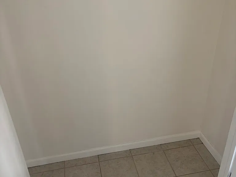 7033 Boulevard Dr #10 — Photo 18