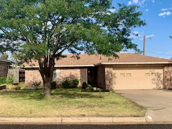 105 Avalon St, Borger, TX 79007