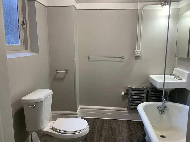 106 S Cedar St — Photo 9