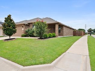 8333 Muddy Creek Dr, Fort Worth, TX 76131