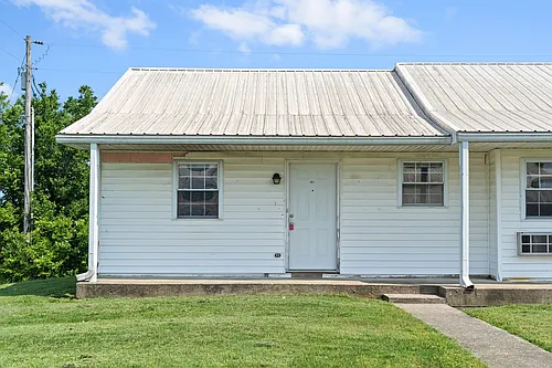 308 Thompsonville Ln Photo 1
