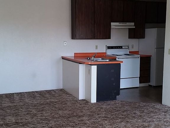 3rd image of 4210 Main St APT 20