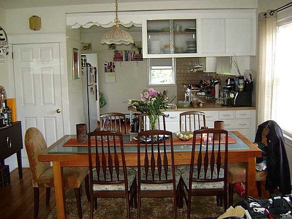 4th image of 1441 Mineral Spring Ave