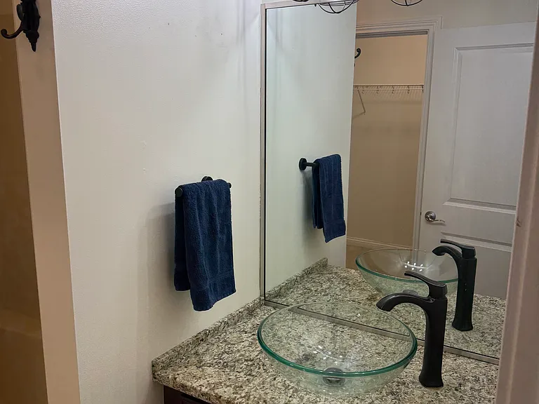 350 N Meridian St #208 — Photo 23