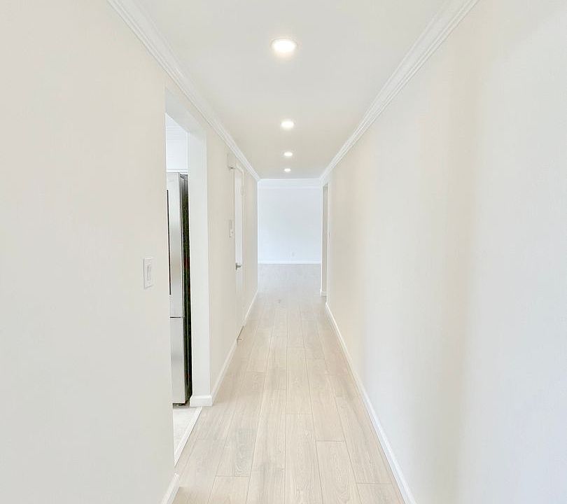 1st image of 920 18th St #6