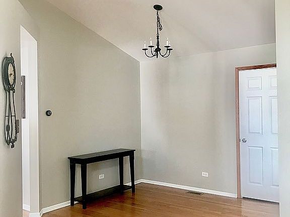 5th image of 1591 Talon Dr