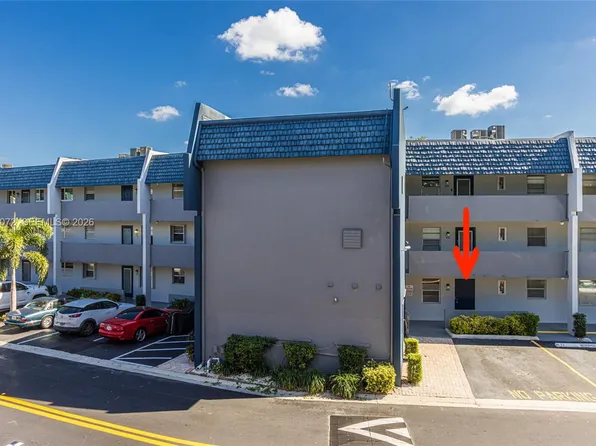7887 Golf Circle Dr APT 106, Pompano Beach, FL 33063