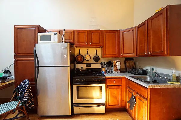 Rented by Rennit Inc. | media 3