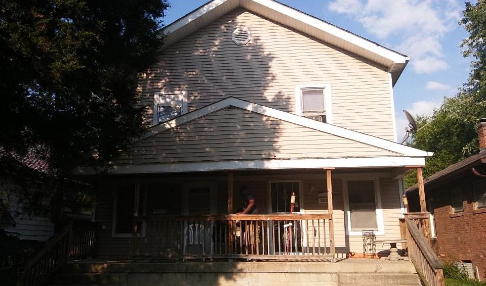 1st image of 2839 N Gale St
