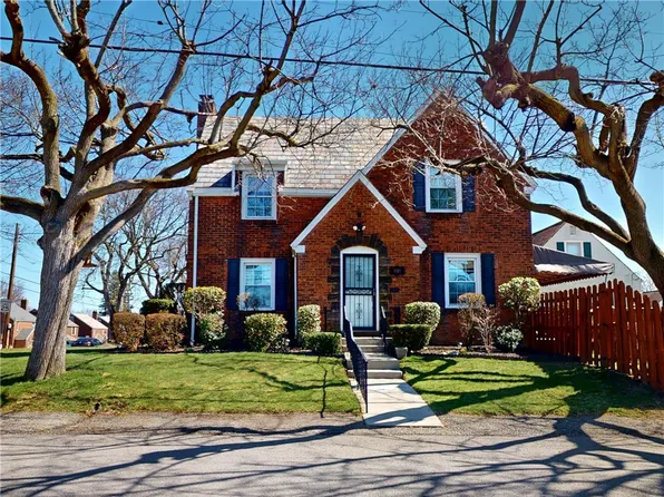 1101 S Main St, Butler, PA 16001