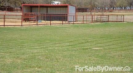 2 pens at the end of arena