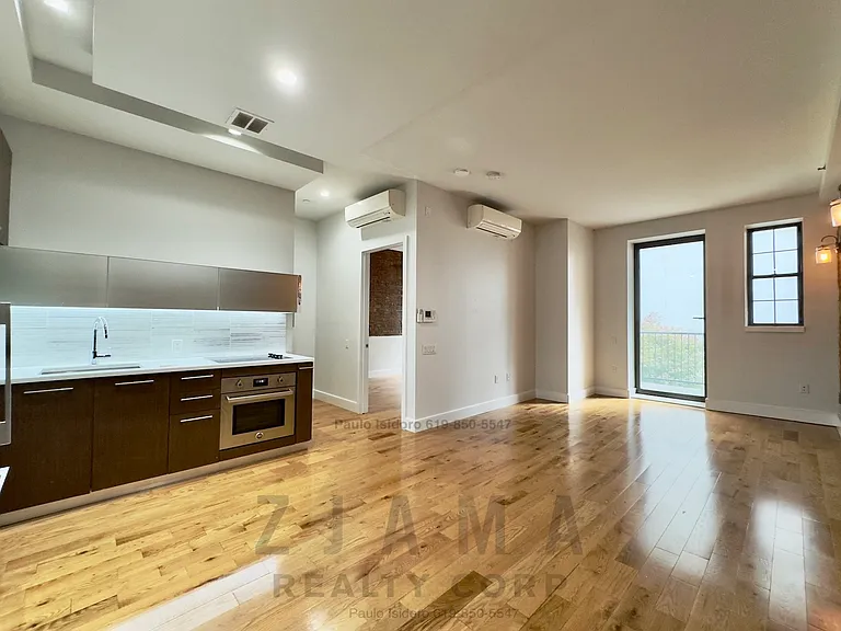 72 Willoughby St #4B — Photo 2