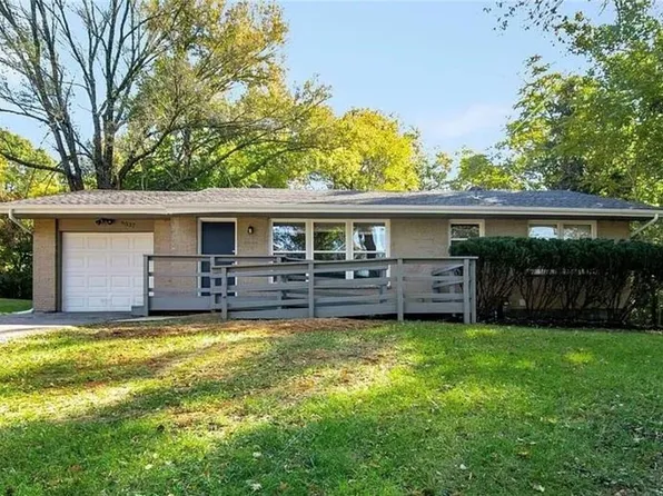 6537 Sears Dr, Kansas City, KS 66102