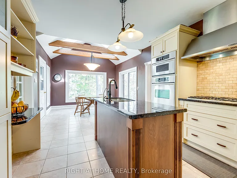 2175 Oneida Ct — Photo 14