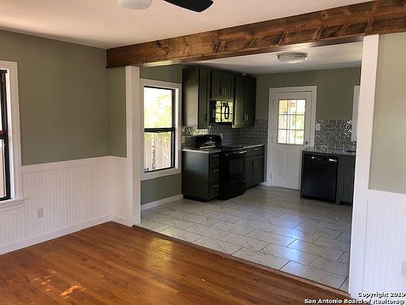 3rd image of 634 Marquette Dr