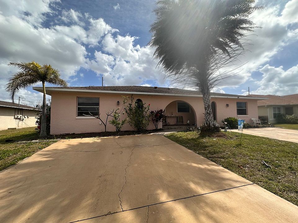 1st image of 3709 SW Santa Barbara Pl