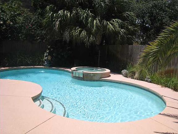 2nd image of 2563 Palm Shores Blvd
