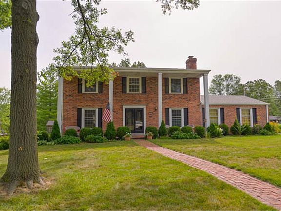 3rd image of 456 Ivywood Dr