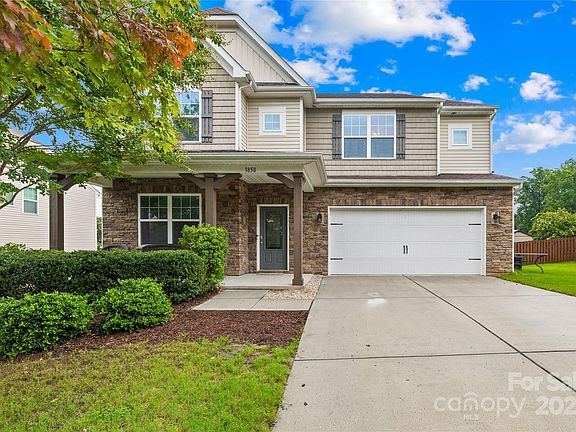 3rd image of 1858 Caprington Dr