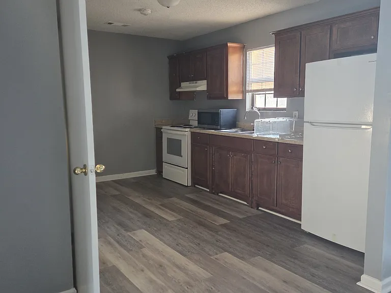 4738 W Oglethorpe Hwy #A-1 — Photo 7