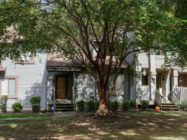 218 Misty Point Ln #218, Newport News, VA 23603