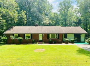 152 Laura Ave, Winston Salem, NC 27105