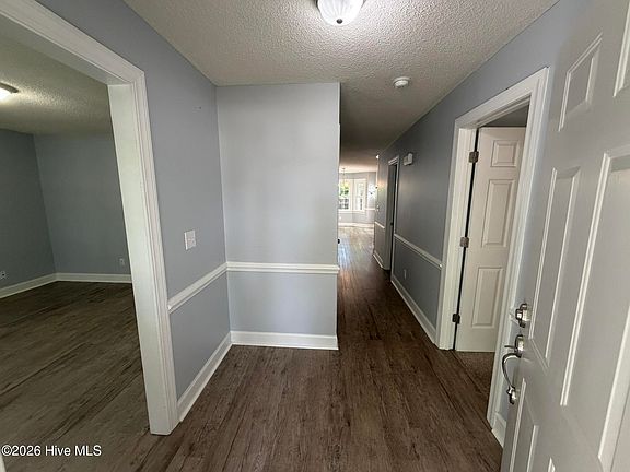 3rd image of 4527 Hatcher Lane N
