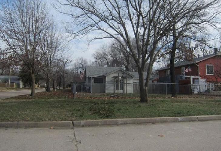 1102 S Millwood Ave, Wichita, KS 67213 Zillow