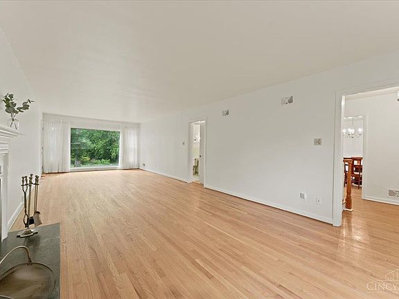 4th image of 2917 Westbrook Dr