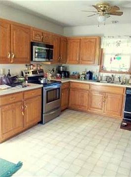 4th image of 28925 W 293rd St