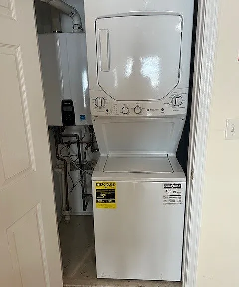 1031 Clinton St #5C — Photo 5