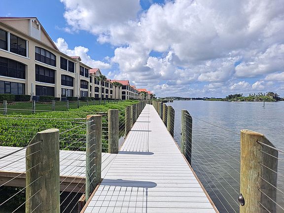 2nd image of 451 Bouchelle Dr APT 301