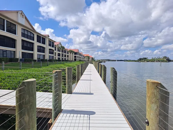 451 Bouchelle Dr APT 301, New Smyrna Beach, FL 32169