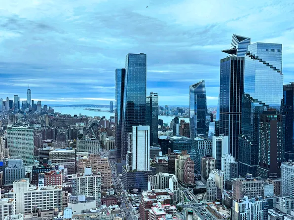 350 West 42nd Street image 32 of 33