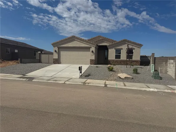 3325 Charleston St, Kingman, AZ 86401
