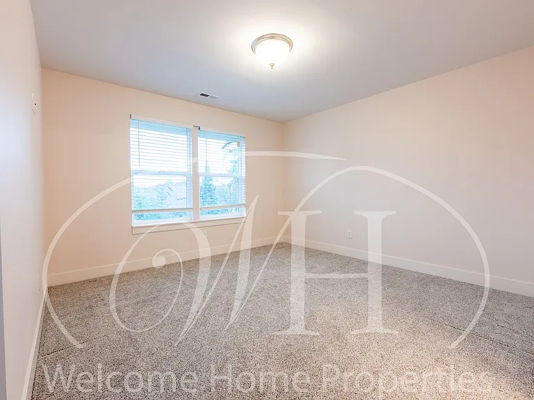 22 NE Hadley Way — Photo 32