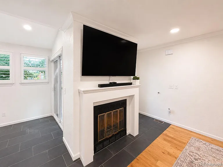 11 W Ellsworth Ave #21 — Photo 2