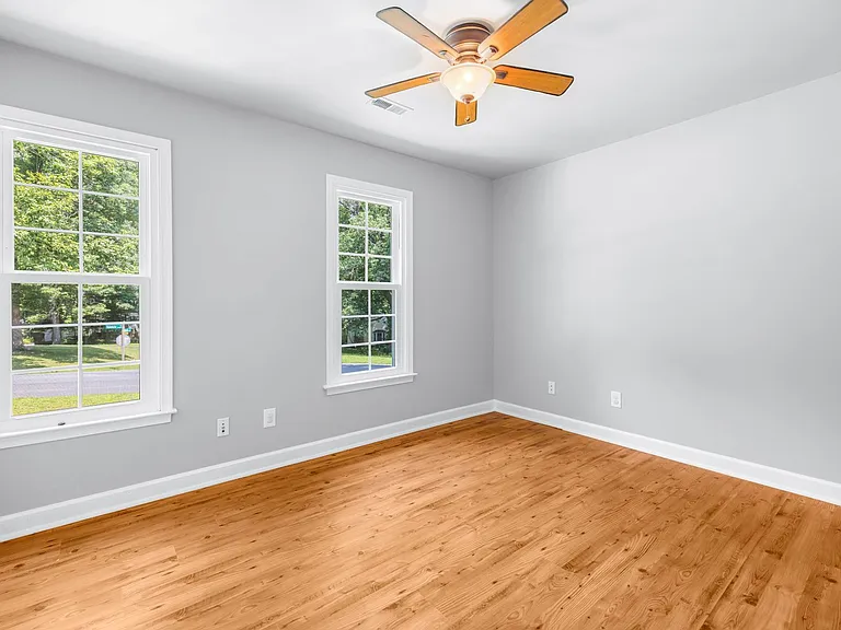 7617 Valencia Rd — Photo 25