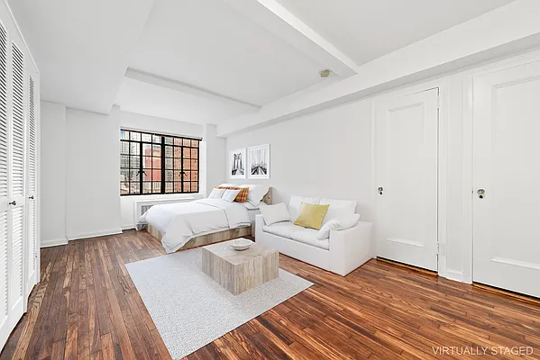 Sold by Compass | media 1