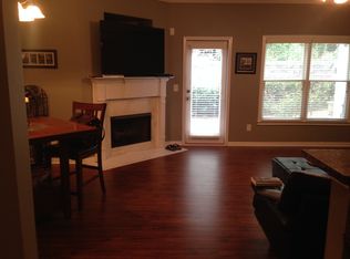 118 Red Barn Ln, Acworth, GA 30102